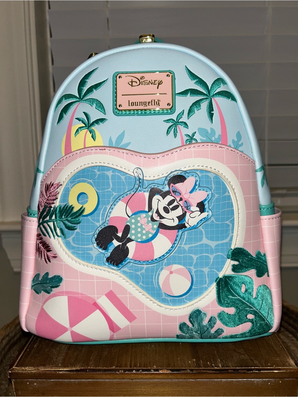 NWT Disney Minnie Mouse on Vacay Loungefly